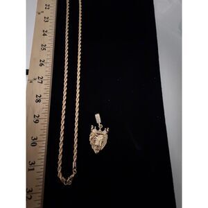 NEW 24" gold tone chain with lobster clasp and pendant -ANIMAL